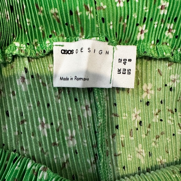 Floral Fabric Shorts - Picture 2 of 2